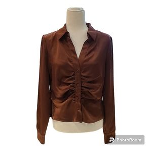 New without tags House of Harlow satin ruched button down blouse.